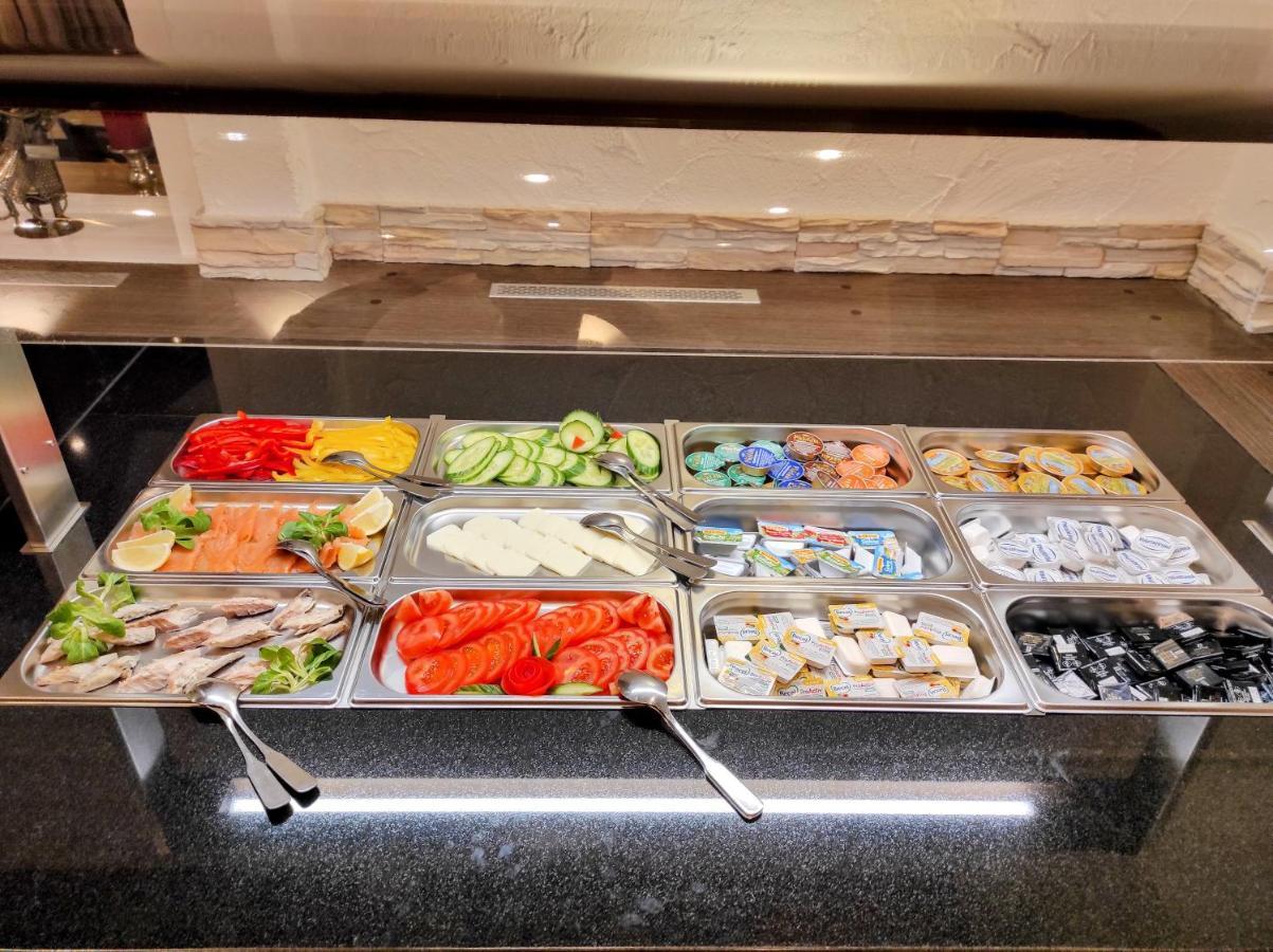 Wellness Hotel Garni Krone 拜尔斯布龙 外观 照片