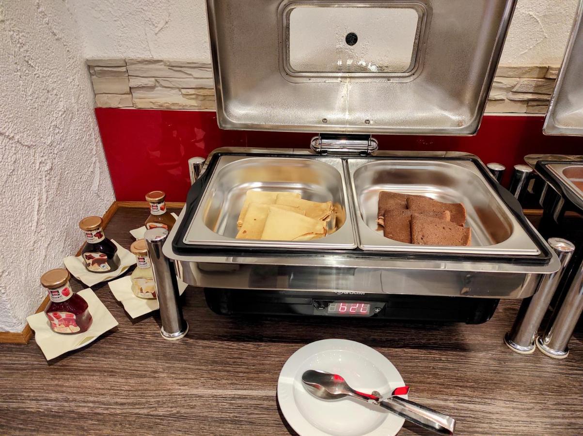 Wellness Hotel Garni Krone 拜尔斯布龙 外观 照片