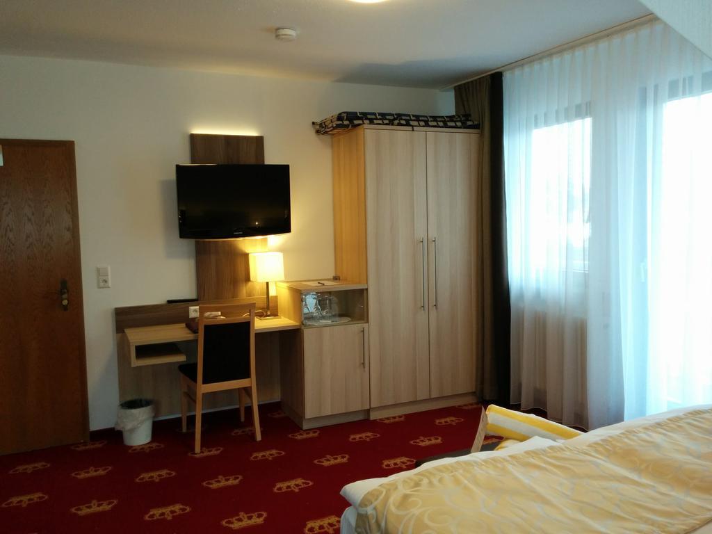 Wellness Hotel Garni Krone 拜尔斯布龙 外观 照片
