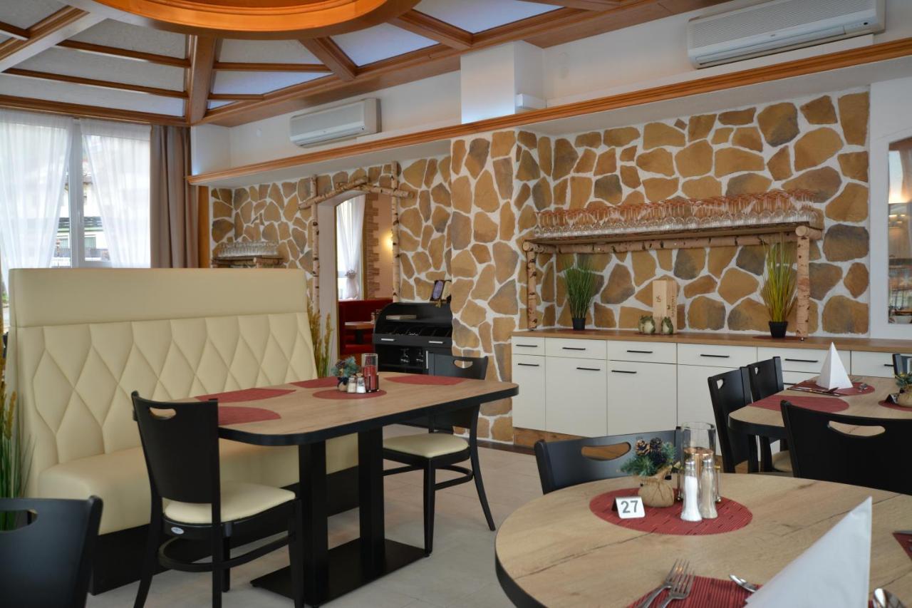 Wellness Hotel Garni Krone 拜尔斯布龙 外观 照片